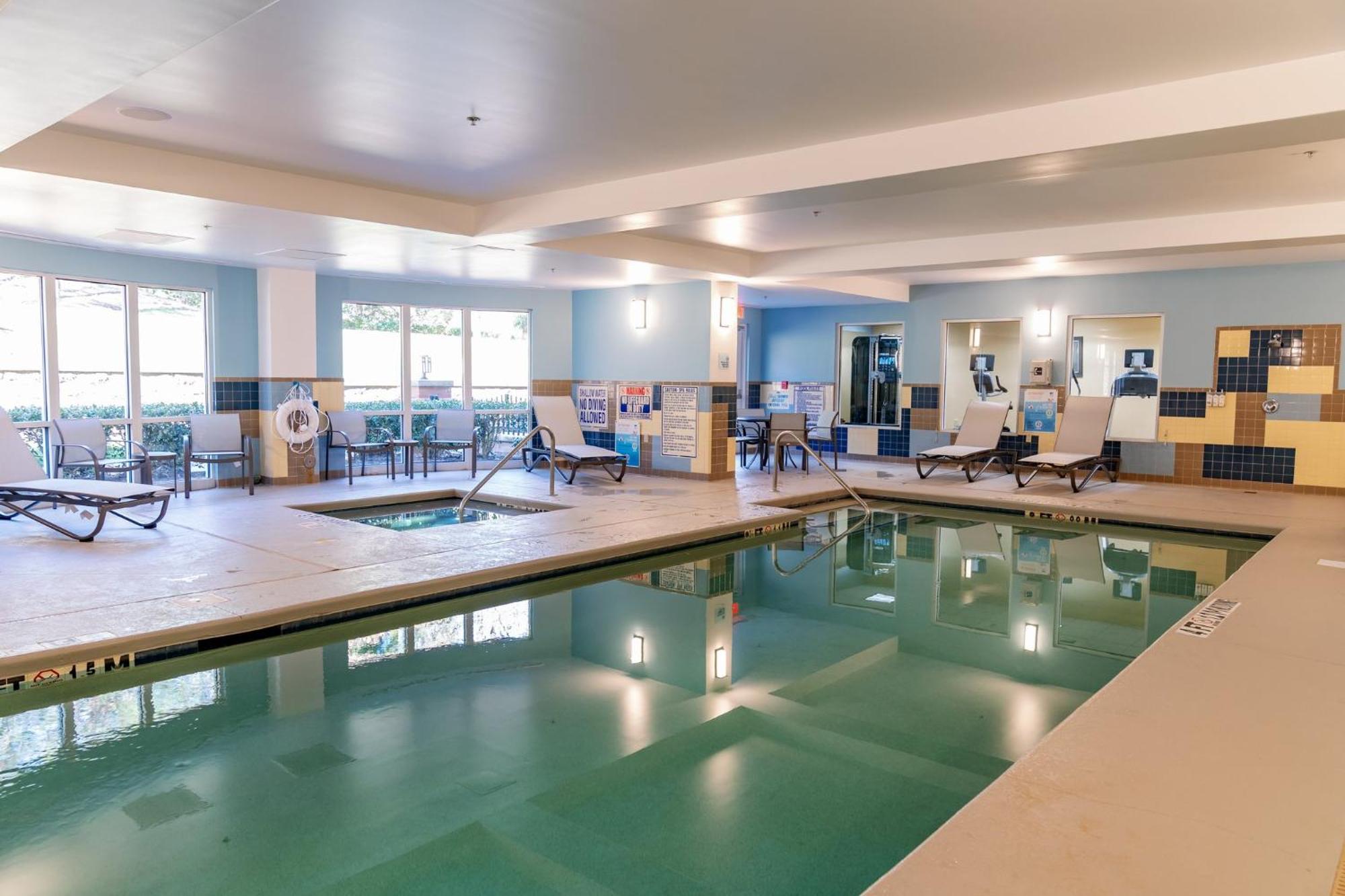 Holiday Inn Express Hotel Raleigh Southwest By Ihg Luaran gambar