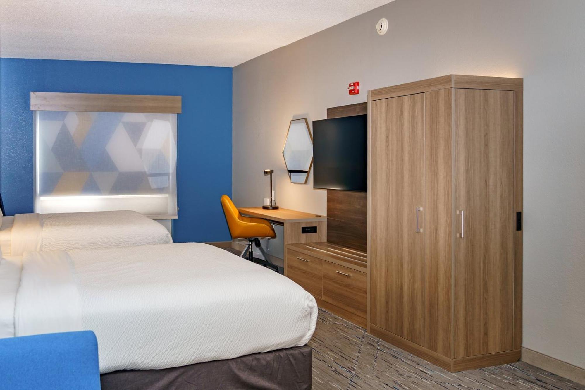 Holiday Inn Express Hotel Raleigh Southwest By Ihg Luaran gambar