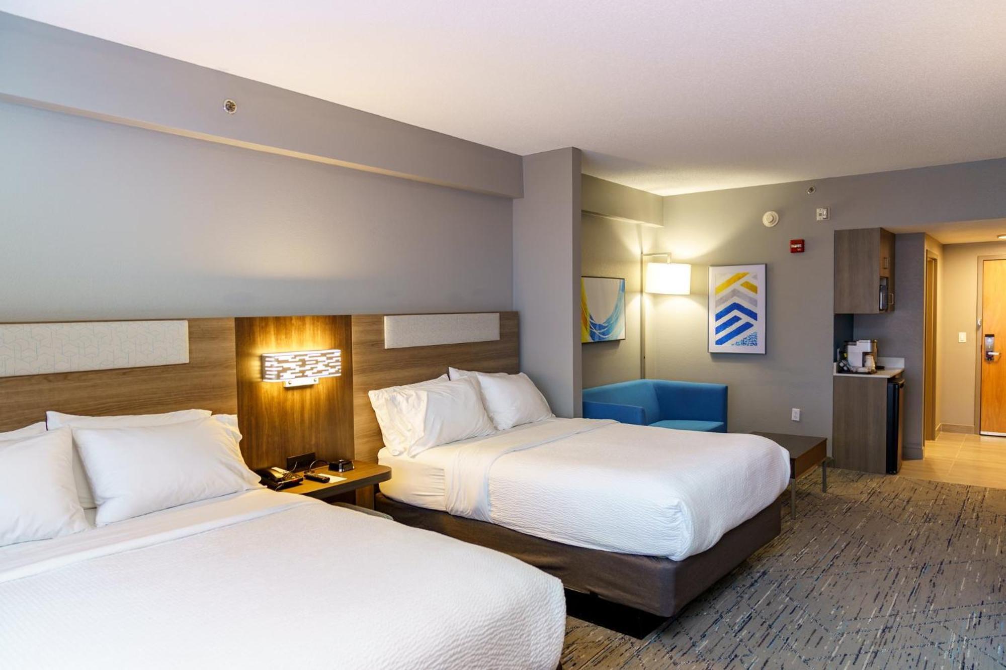 Holiday Inn Express Hotel Raleigh Southwest By Ihg Luaran gambar